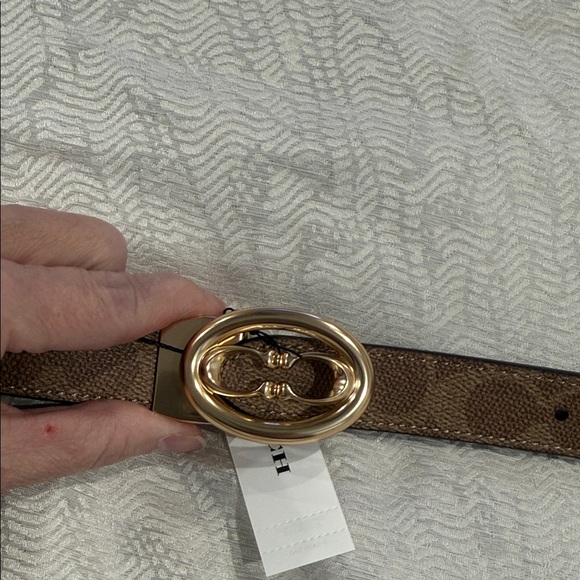 Coach Signature Canvas Belt Cut to Size and Reversible - Picture 3 of 10
